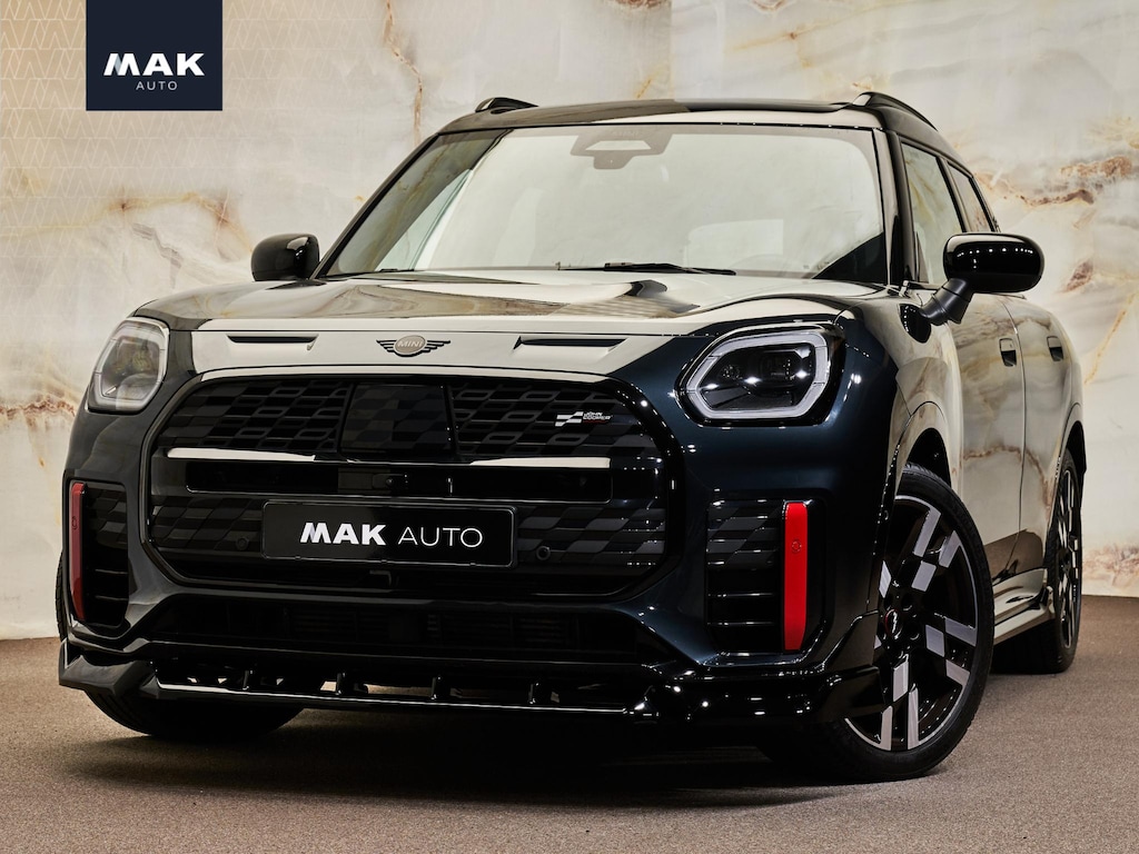 MINI Countryman 2.0 JCW ALL4 John Cooper Works XL , pano, 20", H/K, memory, massage, HUD, ACC, privacy
