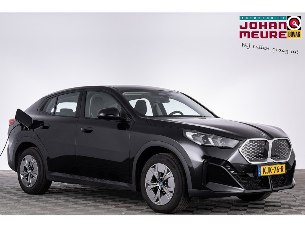 BMW IX2 eDrive20 67 kWh | Full LED | NAVI | PDC | ECC | SOH: 98,3% |