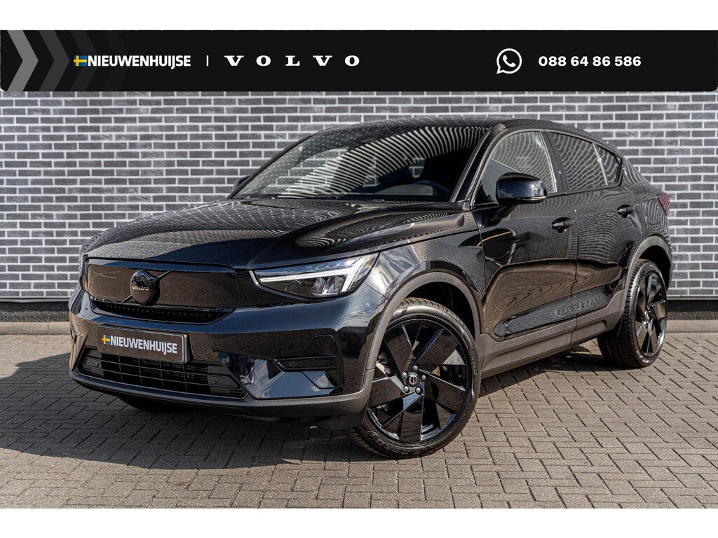 Volvo EC40 Single Motor Plus Black Edition Europa 70 kWh | Google | Adaptieve Cruise Control | Getint Glas | Harman Kardon Audio | Elek. Stoelen | Stuur-/Stoelverwarming Voor + Achter | Camera | Dodehoekdetectie | LED Koplampen | 19" LM