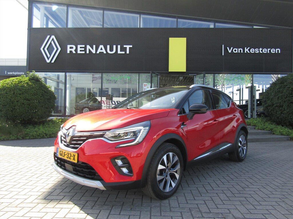 Renault Captur TCe 130pk GPF EDC Intens / Navigatie / Camera / Blindspot / Adaptive Cruise - Control