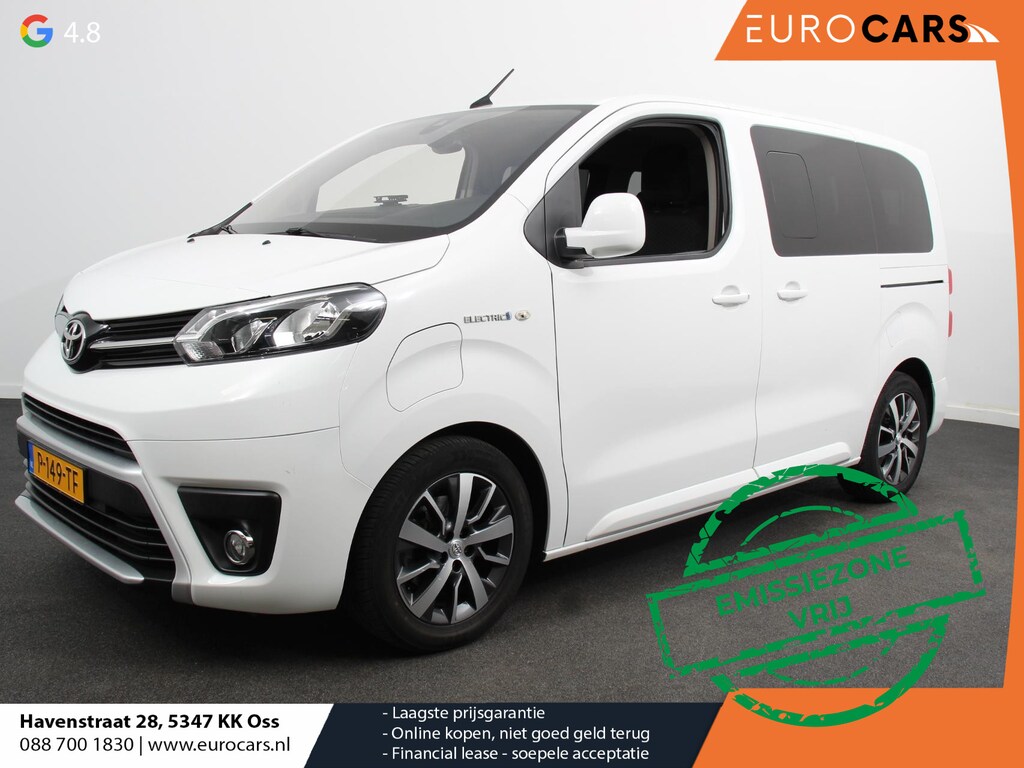 Toyota ProAce Electric Luxury L2 8persoons PERSONENBUS 8p SOH 89% Navigatie Parkeersensoren Cruise Control Stoelverwarming Climate Control LM Velgen