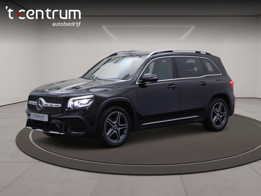 Mercedes-Benz GLB 200 Automaat AMG Line, Panoramadak, Trekhaak, Stoelverwarming
