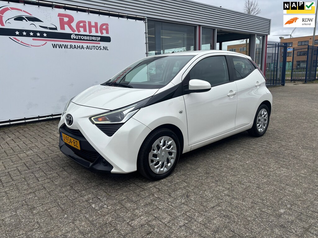 Toyota Aygo 1.0 VVT-i x-play