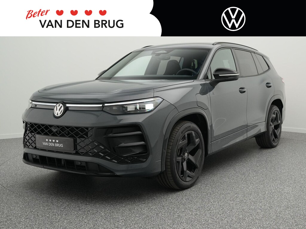 Volkswagen Tayron R-Line 1.5 eHybrid 204 PK | LED IQ matrix koplampen | Dynamic chassis control | 360 graden Camera | Side Assist | Trekhaak | Black Style |