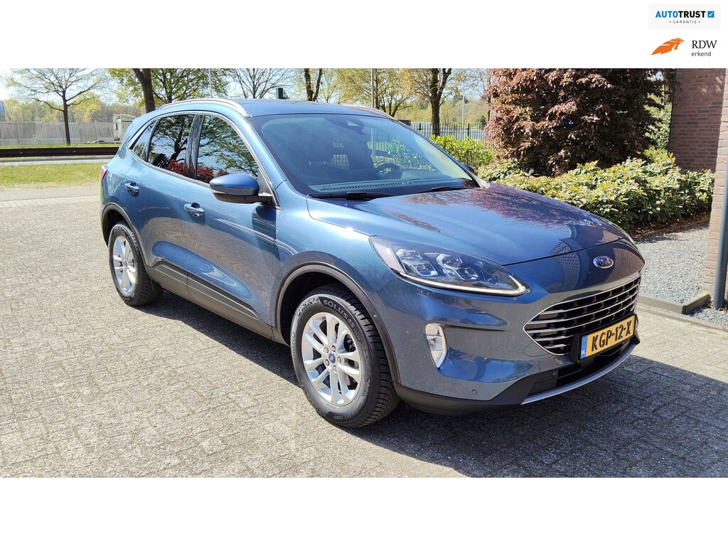 Ford Kuga 2.5 PHEV Titanium X , stoelverwarming , el a-klep