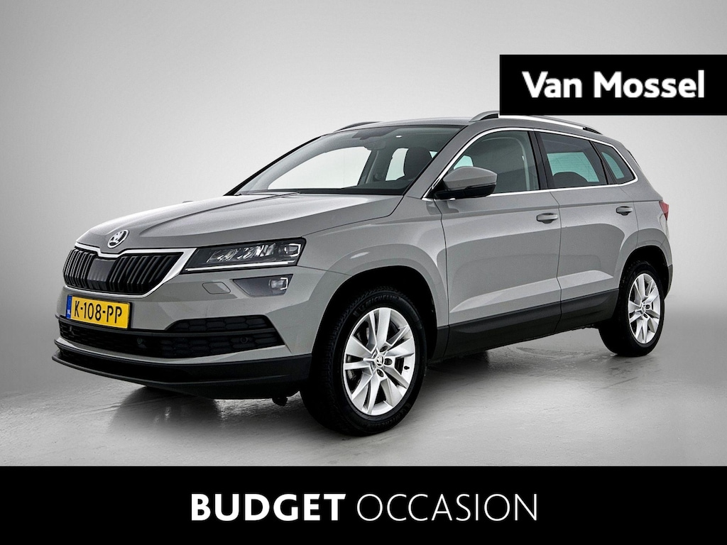 Skoda Karoq 1.5 TSI ACT Business Edition Plus Airco | Apple Carplay | Android Auto | Bluetooth | Buitenspiegels Elektrisch Verstel- en Verwarmbaar | Cruise Control | Dakrails | Keyless Entry | Lederen Stuurwiel | Lichtmetalen Velgen | Multimedia Scherm | Navigatie | Start/Stop Systeem | Stuurwiel Multifunctioneel