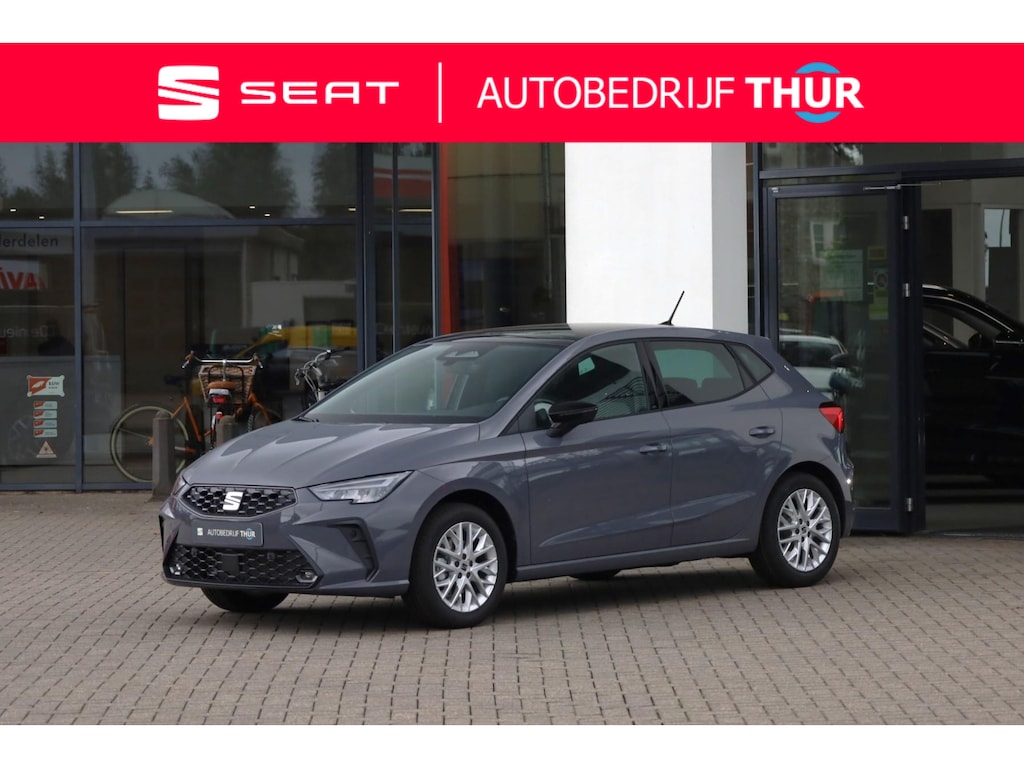 SEAT Ibiza 1.0 EcoTSI FR Business Connect 116PK / 85kW DSG, Dodehoekdetectie (Side Assist), panoramadak, achteruitrijcamera (Rear View), parkeersensoren voor en achter (pdc), draadloos Apple Carplay & Android Auto, navigatie, DAB+, dynamische grootlichtassistent (Dynamic Light Assist), Keyless Go & Entry, elektrisch verstel-, verwarm- en inklapbare buitenspiegels, 2-zone climatronic, rijprofielkeuze, draadloze telefoonlader, 16" 'Design' LMV etc.