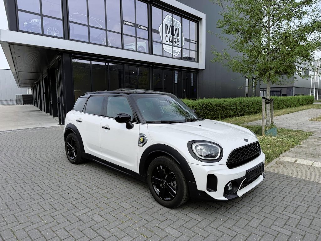 MINI Countryman 1.5 Cooper SE ALL4 Pano, memory seat, H&K, Head up, Leder