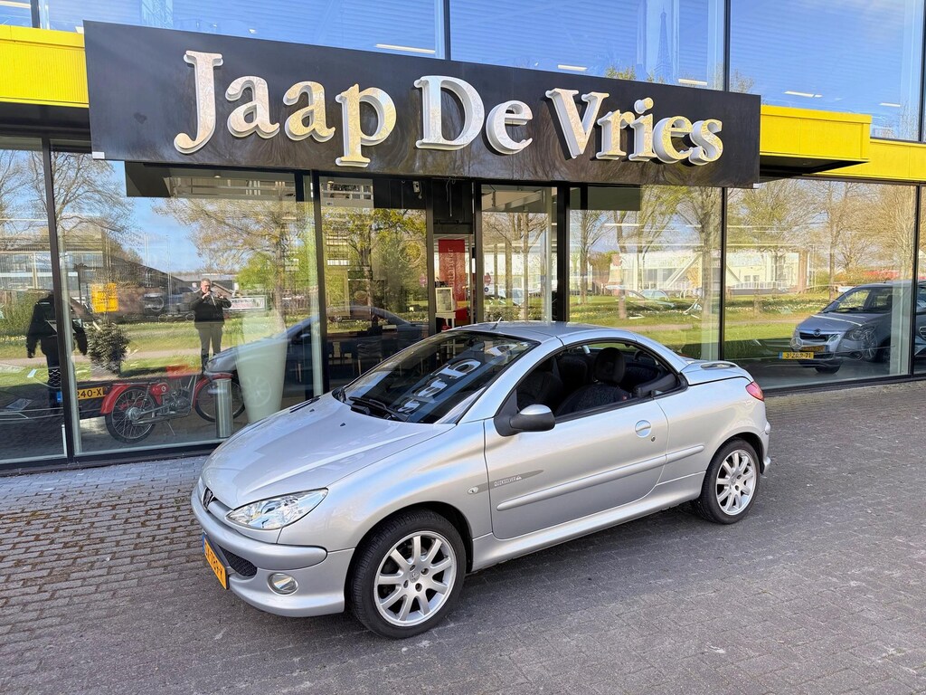 Peugeot 206 1.6-16V Quiksilver