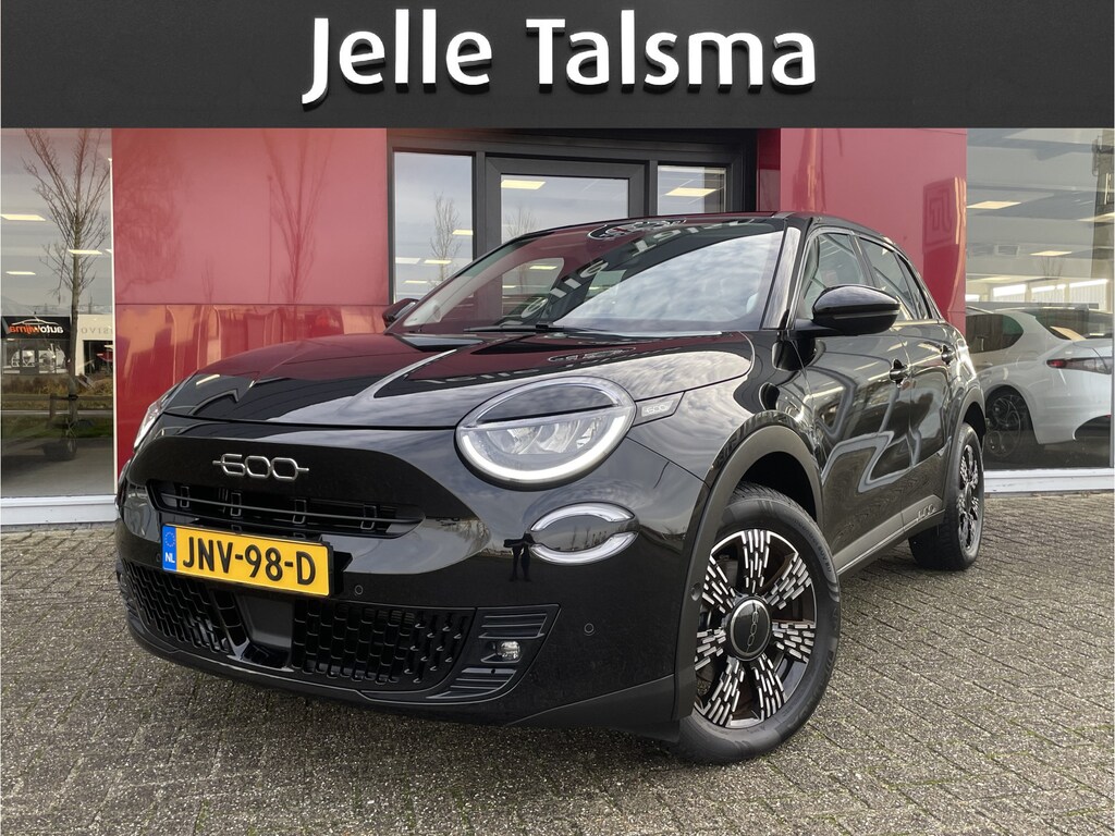 Fiat 600 1.2 Hybrid Urban Automaat | Apple/Android CarPlay rijdende auto niet altijd aanwezig