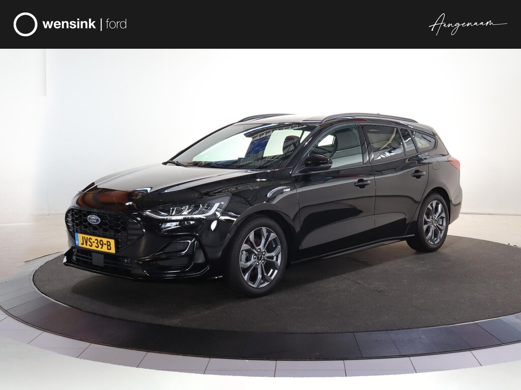 Ford Focus Wagon 1.0 EcoBoost Hybrid ST Line | Elekt. Wegklapbare Trekhaak | Winterpakket | Cruise Control Adaptief | Parkeercamera | Head-Up | Navigatie |