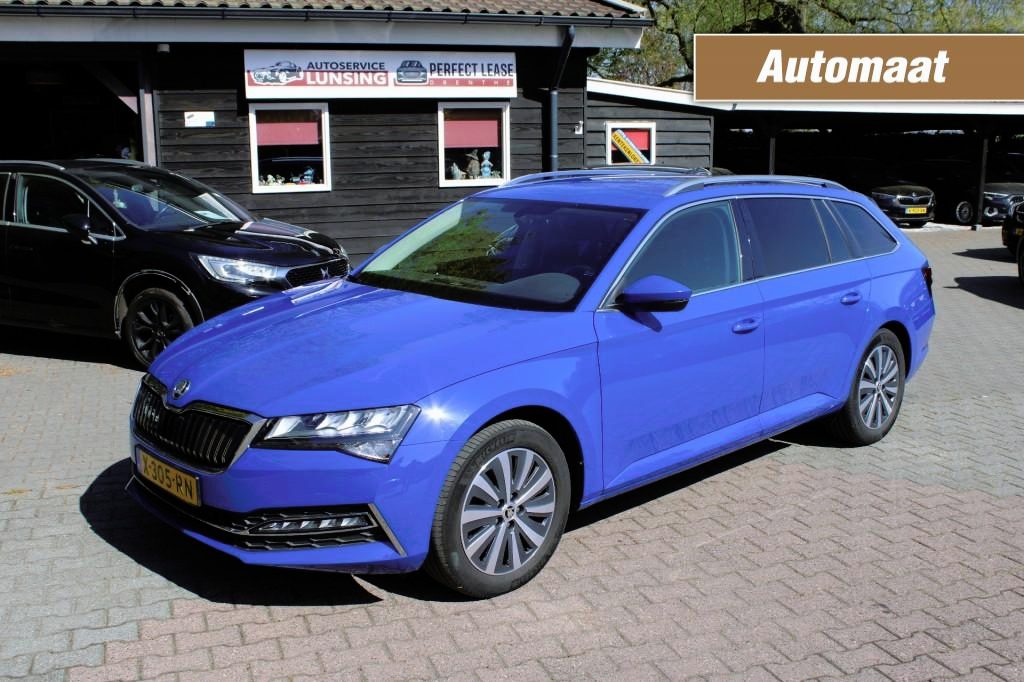 Skoda Superb 1.4 TSI IV Hybride Business Edition - memory stoelverwarming navi