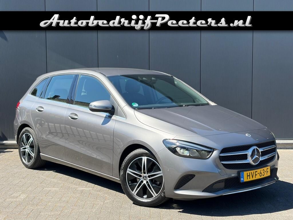 Mercedes-Benz B-klasse B 180 Aut. Leder LED Camera MBUX Widescreen Carplay Android e.Trekhaak