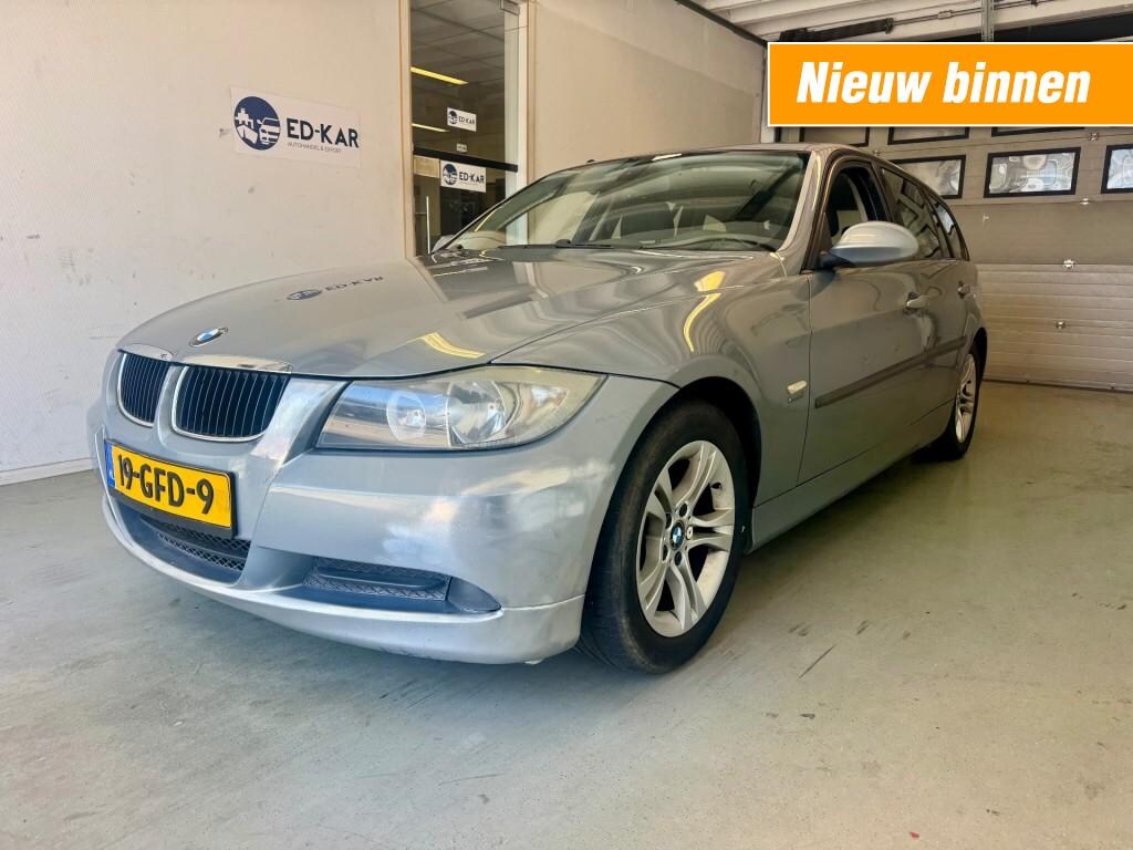 BMW 3-Serie 318i Business Line MOTOR STORING START WEL