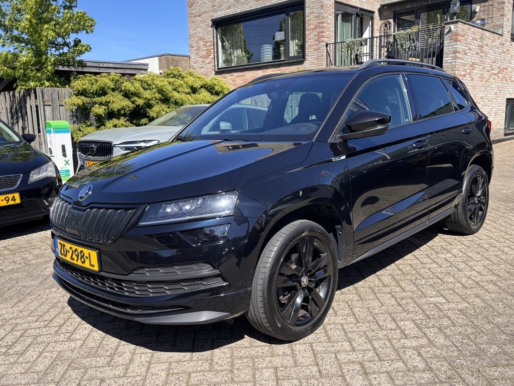 Skoda Karoq 1.5 TSI 150PK Sportline Bussines | sportstoelen | Dodehoek | App