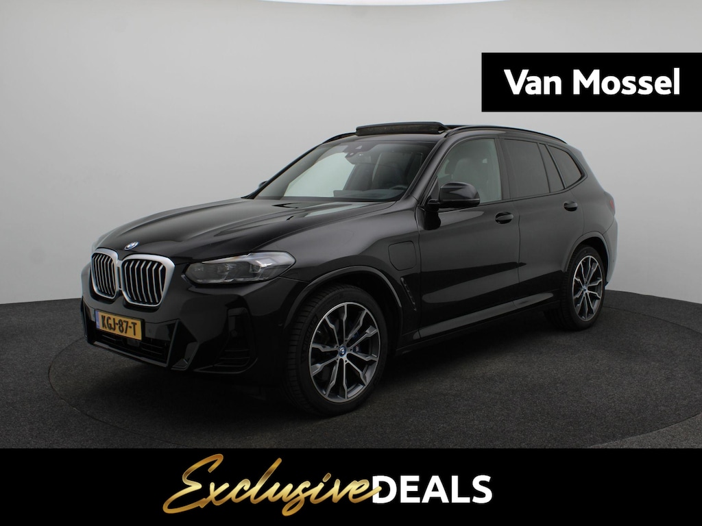 BMW X3 xDrive30e High Executive Automaat | M-Sport plus Pack |Heads up display | All Season Banden | Comfort Access | Panoramadak | Harman Kardon | 95% SOH |