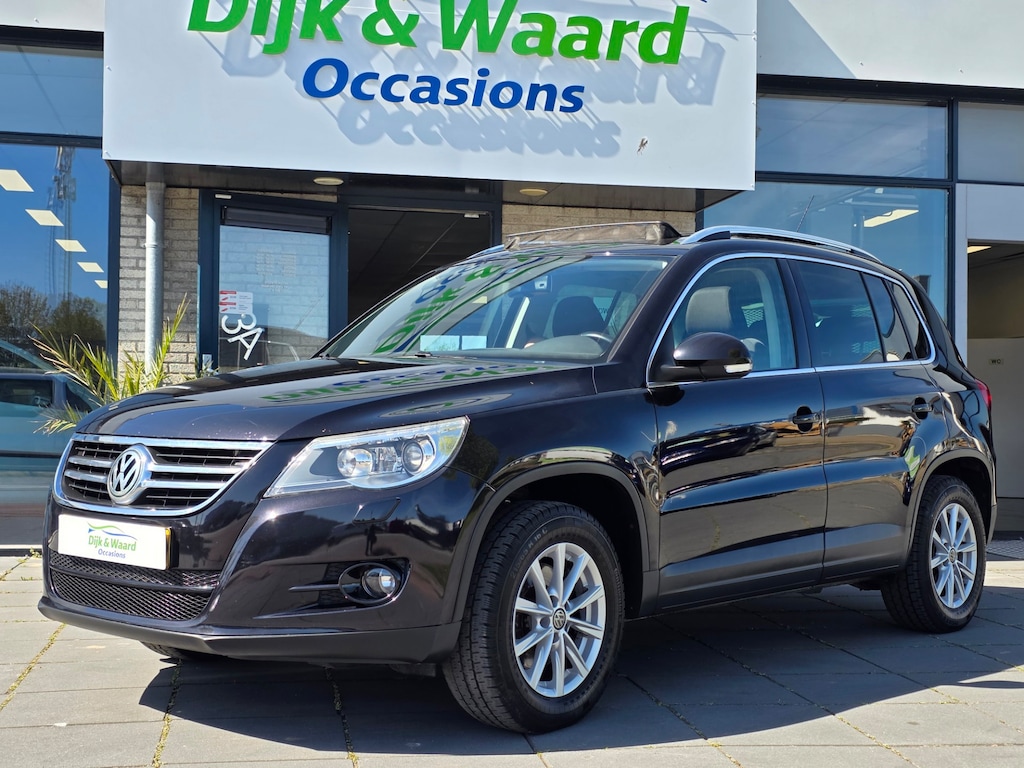 Volkswagen Tiguan 2.0 TSI Sport&Style 4Motion – Pano – Nieuwe distributie – Trekhaak – Stoelverwarming –