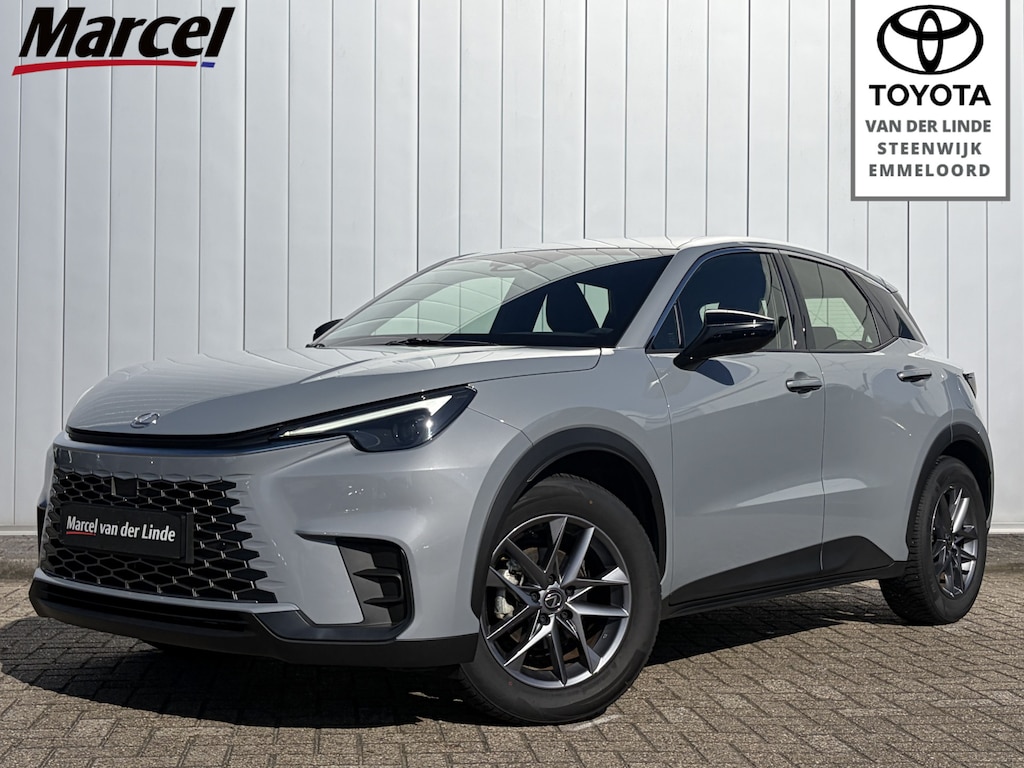 Lexus LBX Business Line 2WD Parkeer en Dodehoek Sensoren Stoel Stuur Verwarming