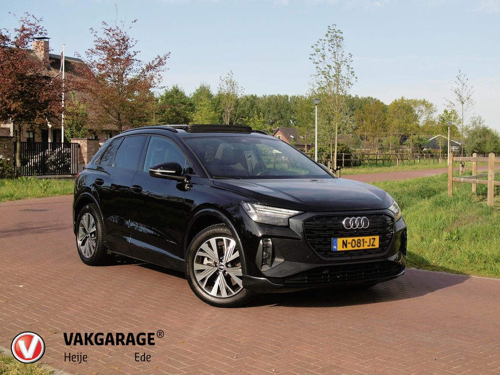 Audi Q4 e-tron 40 Launch edition Advanced Plus 77 kWh | SOH 92% | Panoramadak | Sonos | Camera | Black optic pakket | NL-Auto |
