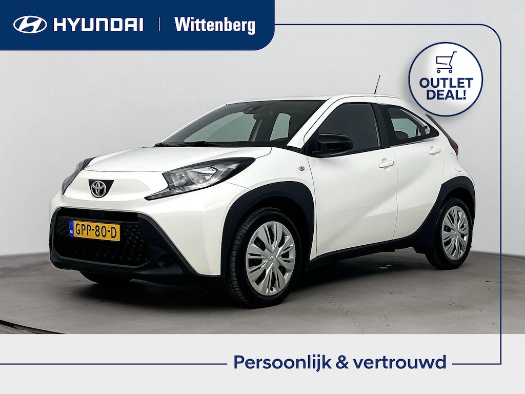 Toyota Aygo X 1.0 VVT-i MT PLAY | SUMMERDEAL! | AIRCO | CRUISE ADAPTIEF | CAMERA | NAVI via APPLE CAR PLAY & ANDROID AUTO  | LAGE KMSTAND! | BTW |