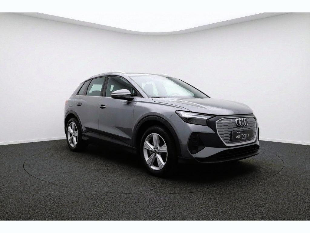 Audi Q4 e-tron 40 e-tron 204 PK l Adaptive Cruise