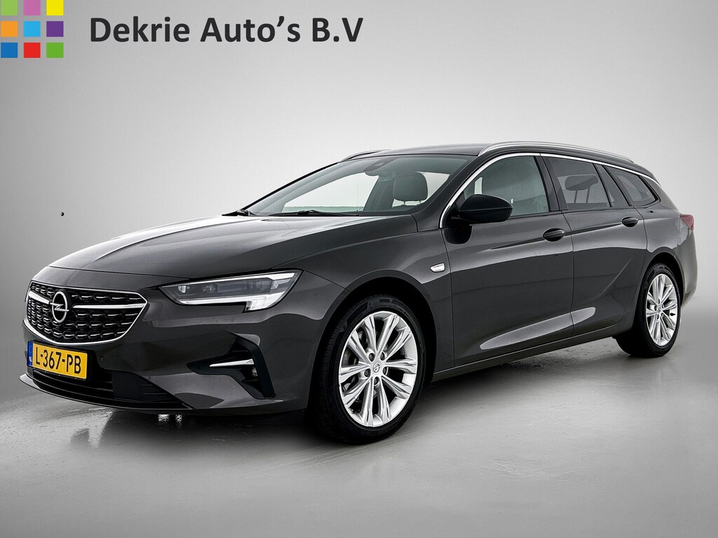 Opel Insignia Sports Tourer 1.5 CDTI 123PK Business Elegance / Leder / Trekhaak / Camera / Stoel-Stuurverwarming / Xenon / Airco-ecc. / Apk 01-2027