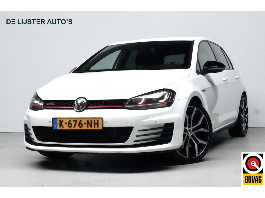 Volkswagen Golf 2.0 TSI GTI Performance | CarPlay | Stoelverwarming | Sportuitlaat | Climate | Pdc | Led | 19 Inch | Sfeer | Dynaudio |