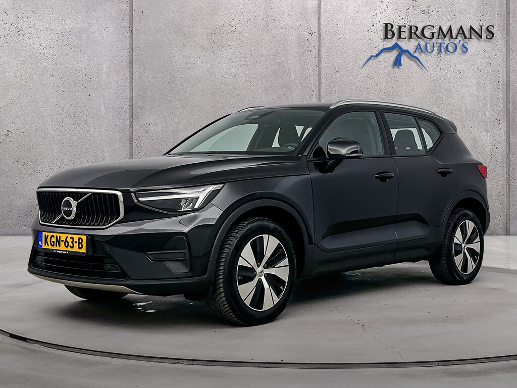 Volvo XC40 - 2.0 B3 Essential Edition // DEALER ONDERHOUDEN // LEDER // STOEL +STUURVERWARMING //