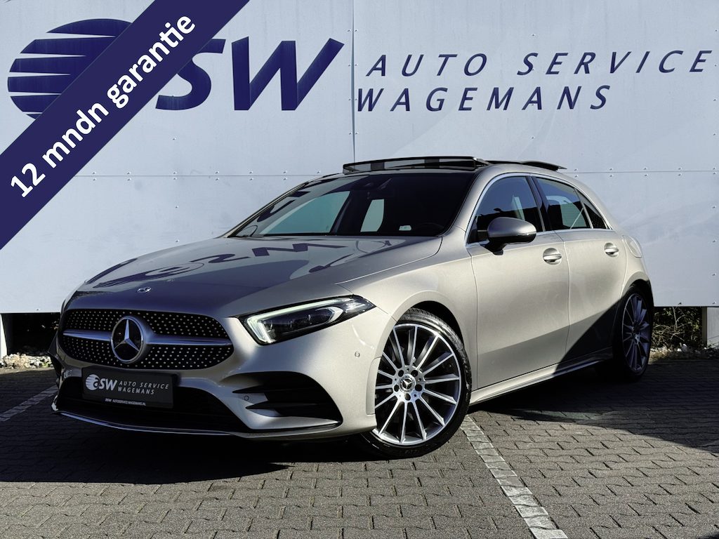 Mercedes-Benz A-klasse 250 4MATIC AMG-Line | Pano | Trekhaak | MultiBeam LED | Ambient Light | 19 inch