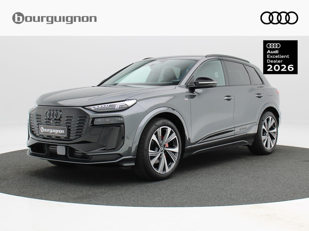 Audi Q6 e-tron S edition 83Kwh 252 PK | Tech Pro pakket | 21 Lm velgen | Zwart optiek pakket | Privacy glass |