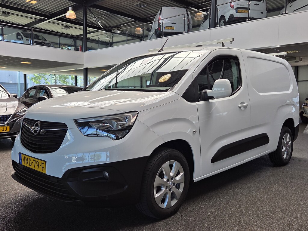 Opel Combo 1.5D L2H1 Edition / Automaat / Lichtmetalen velgen / Carplay