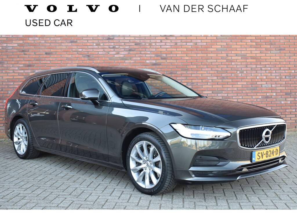Volvo V90 T4 190PK Momentum | Trekhaak | BLIS | Keyless | Stoel en stuur verwarming | Panoramadak |