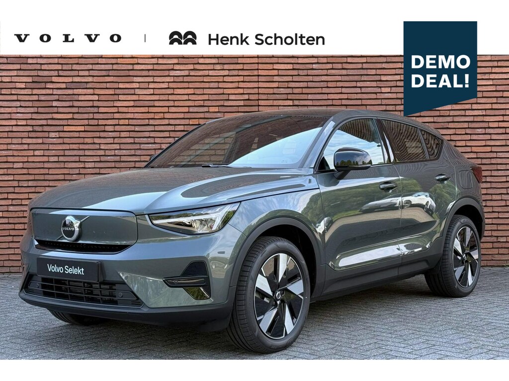 Volvo EC40 Single Motor Extended Range Plus 82 kWh Panoramadak | Adaptieve cruise control | Premium audio by Harman Kardon | Verwarmbare voorstoelen&stuurwiel | 360 graden camera | Keyless | Warmtepomp | Apple carplay/Android auto