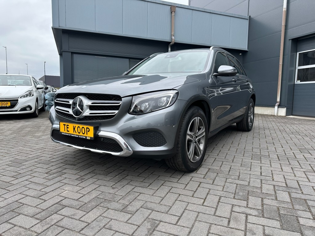 Mercedes-Benz GLC GLC 250 4Matic Launch Edition Camera Luchtveerring