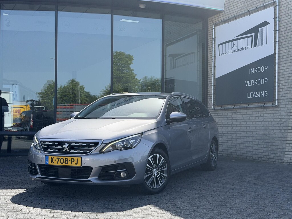 Peugeot 308 SW 1.2 Allure*ECC*ACC*NAVI*CAM*CARPLAY*