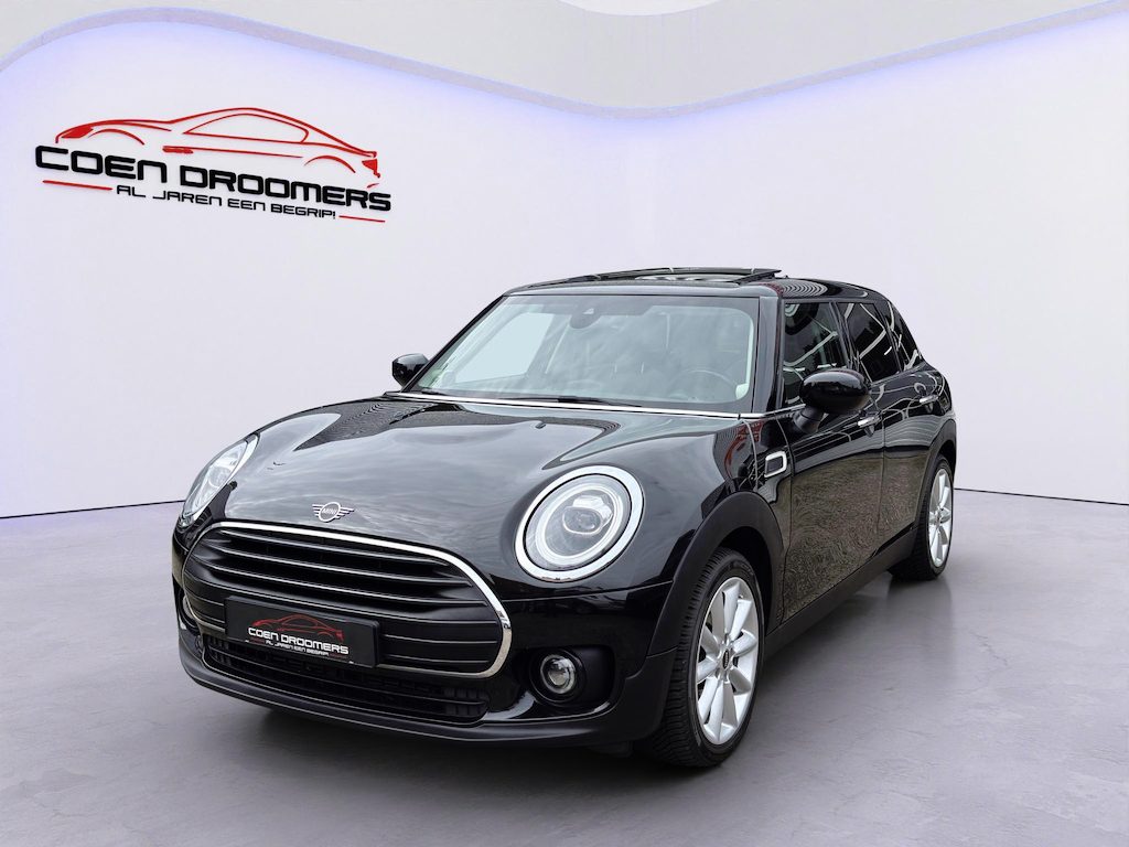 MINI Clubman 1.5 Cooper Chili /Apple Carplay/Schuif-kanteldak/Harman Kardon/Stoelverwarming/Navi/Keyless/Sfeerverlichting/JCW Stuur/Cruise Control/(MET GARANTIE*)