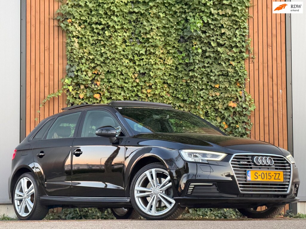Audi A3 Sportback 1.4 e-tron S-Line|PANO|TREKHAAK|NAVI