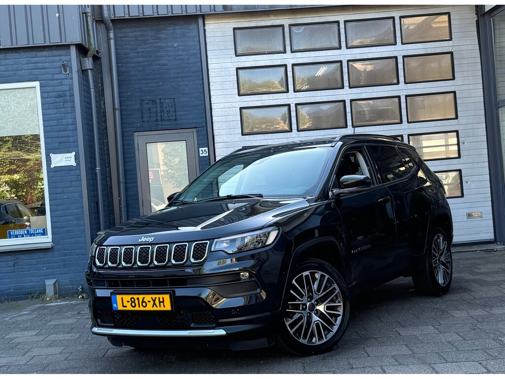 Jeep Compass 1.3T Limited | Clima | Camera | Pano | N.A.P