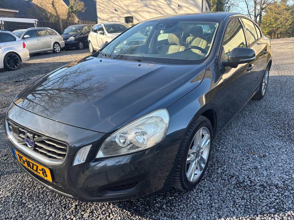 Volvo S60 1.6 T3 Kinetic NIEUWSTAAT