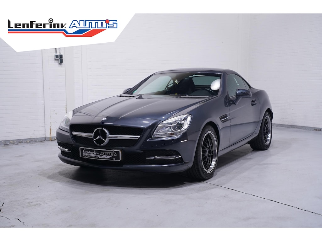 Mercedes-Benz SLK 200 navigatie lederen-bekleding stoelverwarming electrische-kap comfort-pakket 16"-lmv