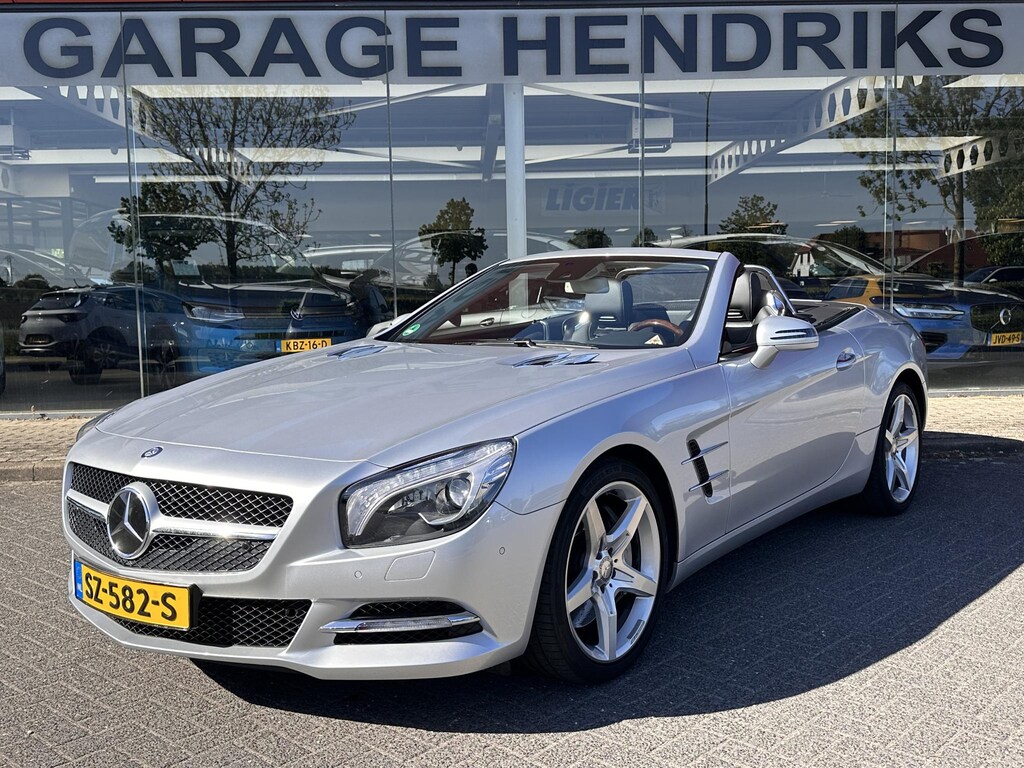 Mercedes-Benz SL 500 | Full Options! | Harman Kardon | Adaptive CC | Blind Spot | Navi