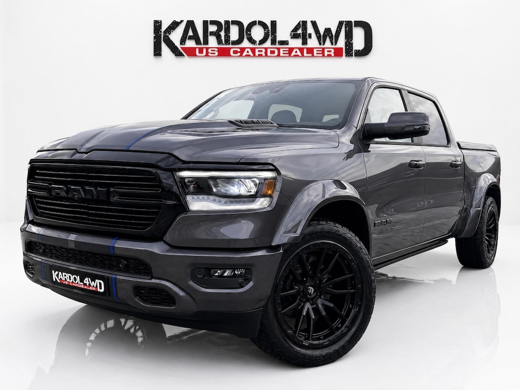 Dodge Ram 1500 5.7 V8 4x4 Crew Cab Sport | Incl. Tonneau cover | Special striping| Wide boddy | Fuell velgenset| | NIEUWE AUTO | Geheel rijklaarprijs | DIRECT RIJDEN |