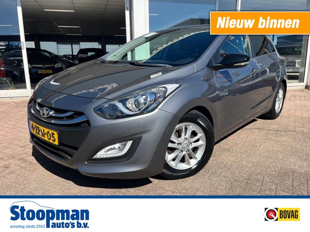 Hyundai i30 1.6 GDI Go! Clima Cruise Navi Bluetooth