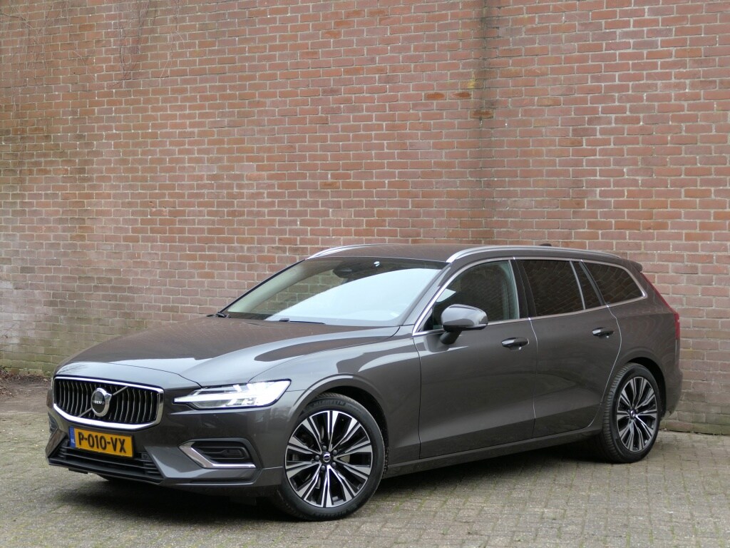 Volvo V60 2.0 B3 Plus Bright 12 MND garantie / Facelift / Trekhaak
