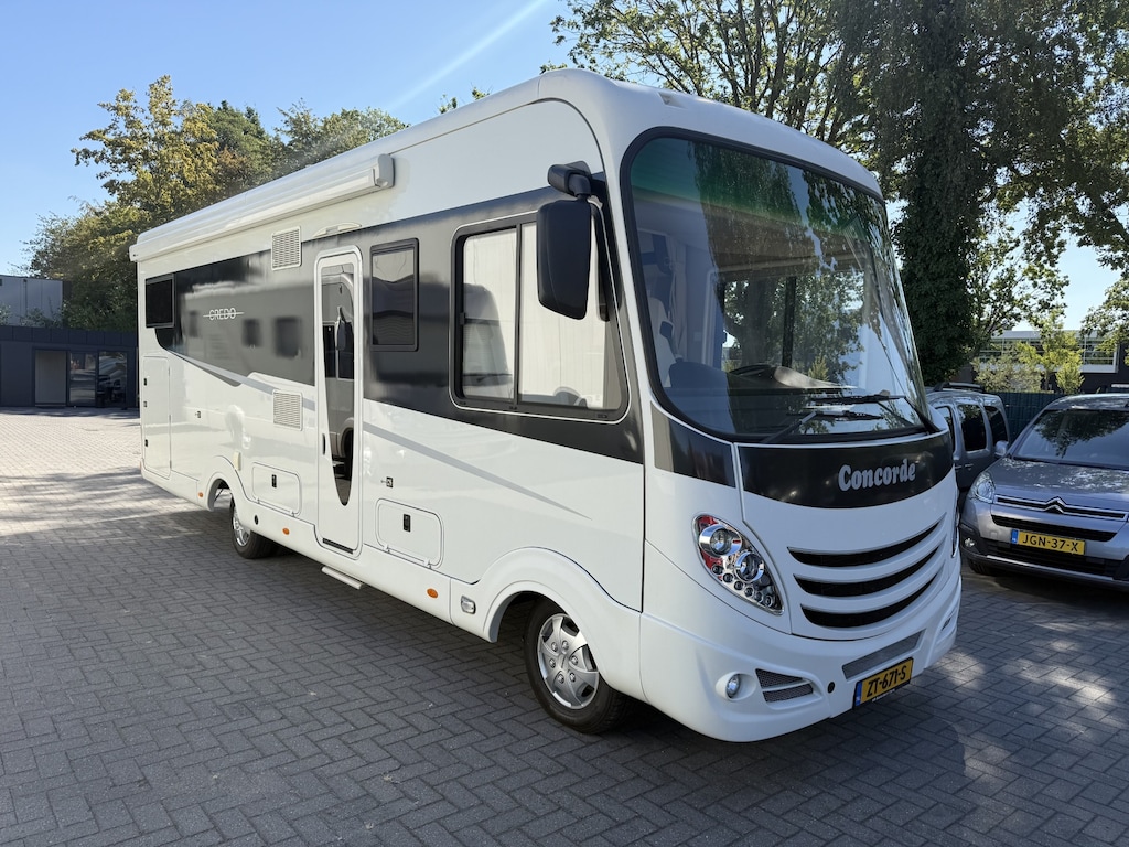 Concorde Credo 790H IVECO - CENTURION Style - Automaat - Levelsysteem - Grote Douche - Full option - XXL Garage - Nieuwstaat