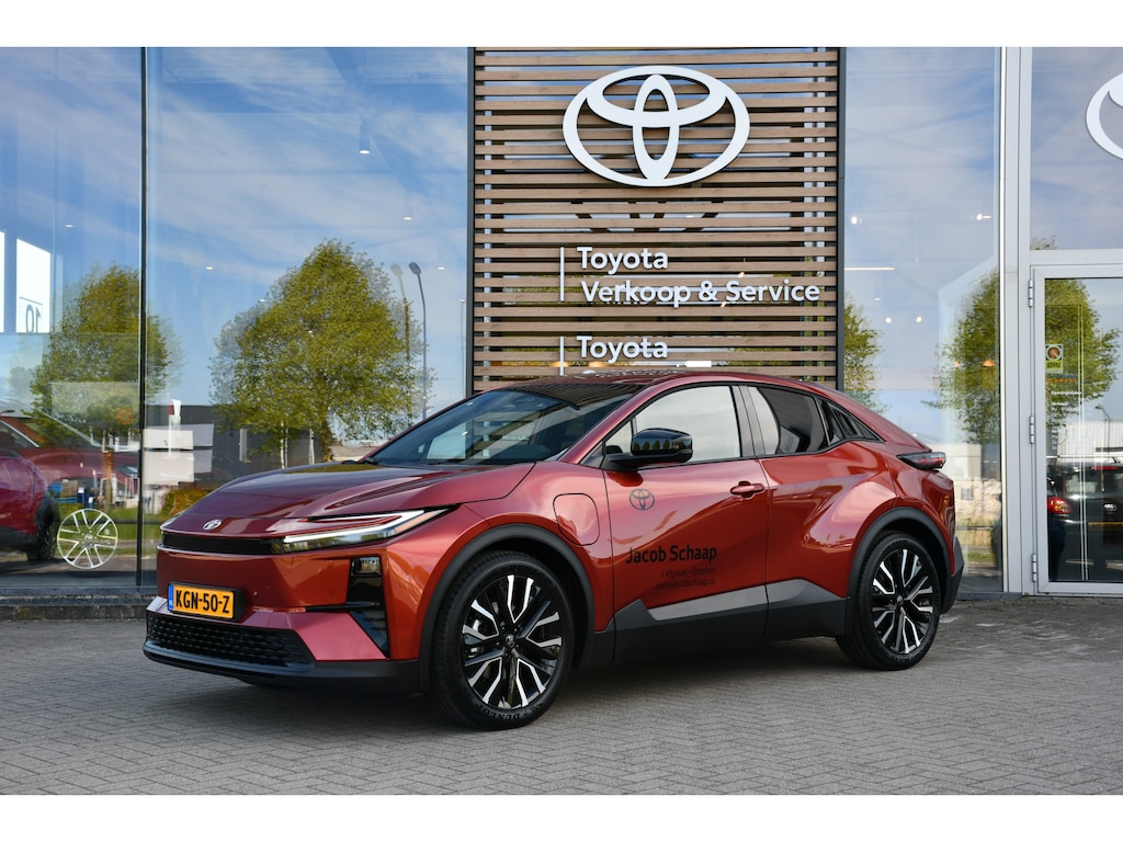 Toyota C-HR / C-HR+ First Edition 77 kWh automaat 224pk | DEMO-auto | 20 inch velgen | Snel leverbaar |