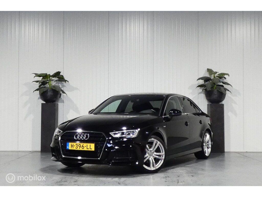 Audi A3 Limousine 35 TFSI CoD Advance Sport eerste eigenaar