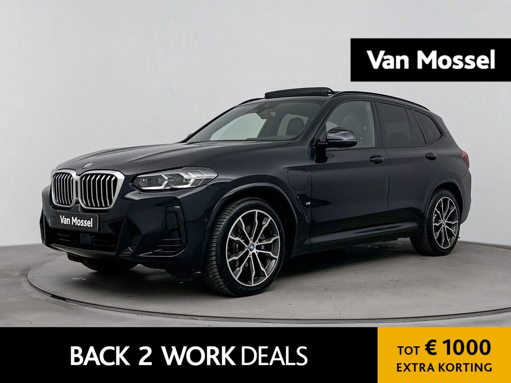 BMW X3 xDrive30e High Executive | PANORAMADAK | LEDER | HARMAN KARDON | STOELVERWARMING | NAVIGATIE | DIGITAAL DASHBOARD | ELEK.ACHTERKLEP | ADAPTIEF CRUISECONTROL |