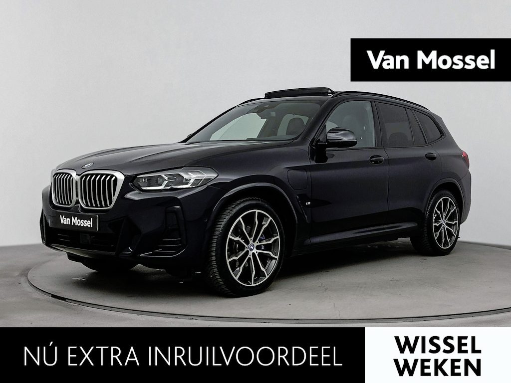 BMW X3 xDrive30e High Executive | PANORAMADAK | LEDER | HARMAN KARDON | STOELVERWARMING | NAVIGATIE | DIGITAAL DASHBOARD | ELEK.ACHTERKLEP | ADAPTIEF CRUISECONTROL |