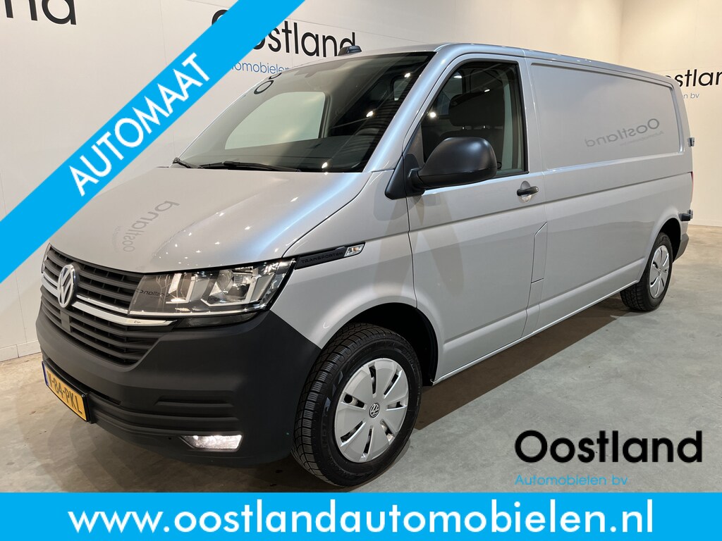 Volkswagen Transporter 2.0 TDI L2H1 150 PK DSG Automaat / Euro 6 / Airco / CarPlay / PDC / Cruise Control / Navigatie / 3-Zits